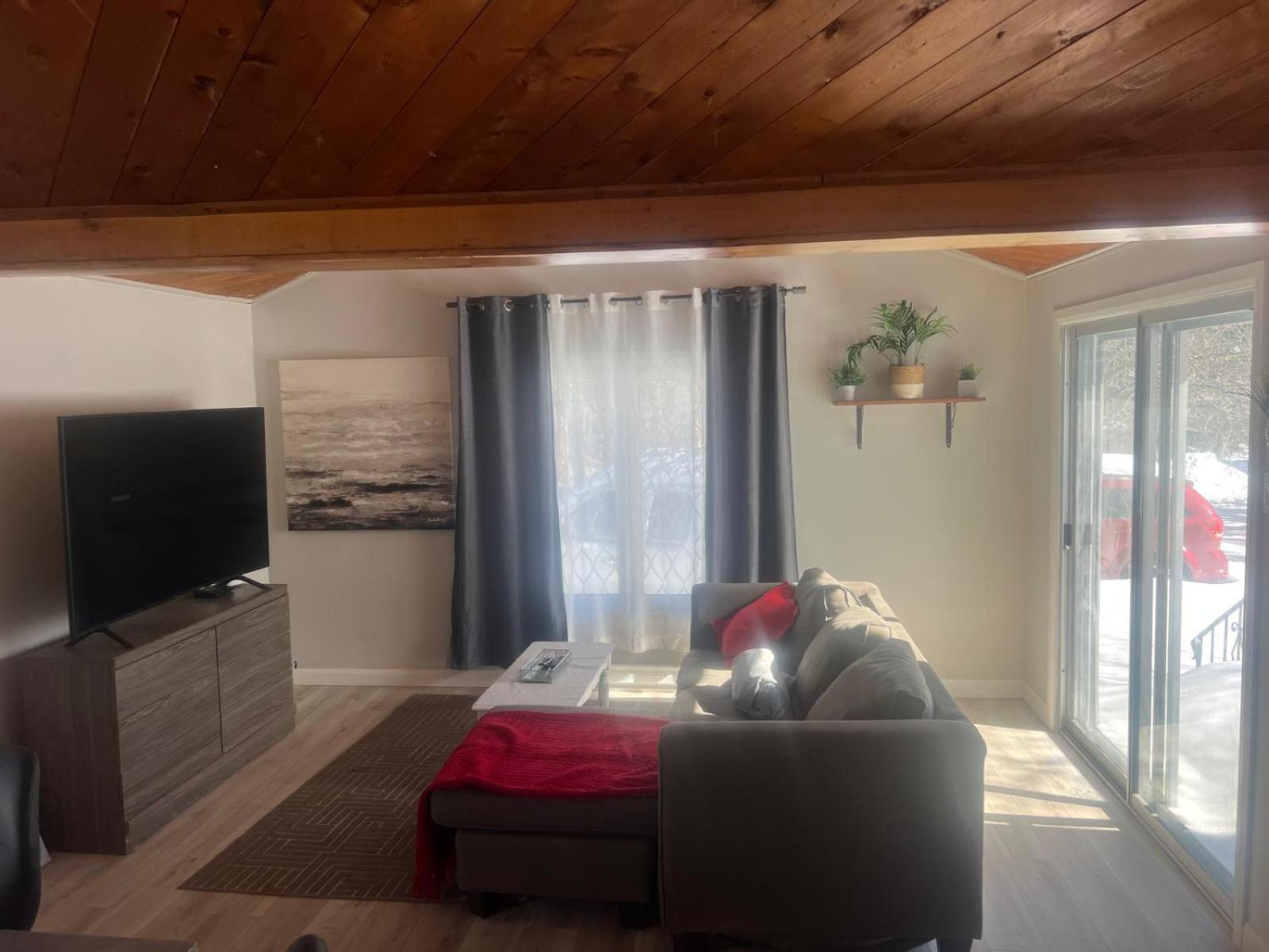 Cozy Chalet Near The Beach شدياك الغرفة الصورة